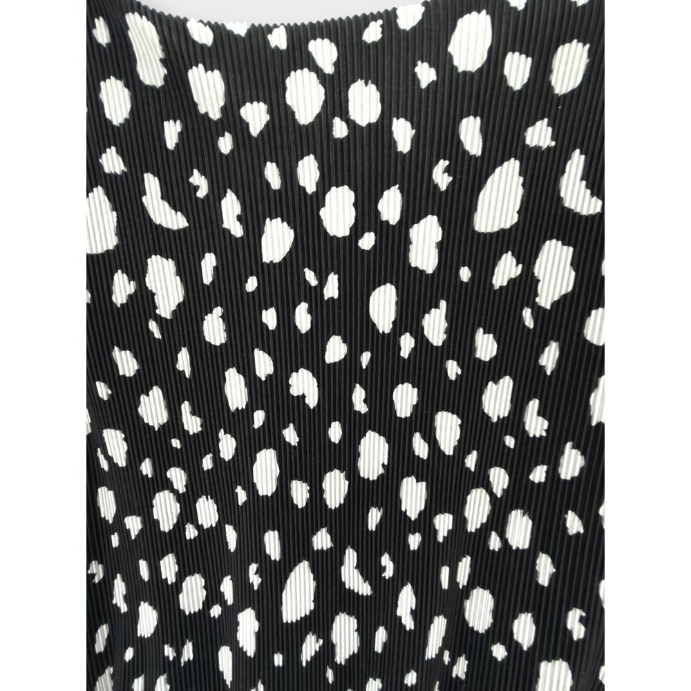 ASTR The Label Ribbed Dalmatian Wrap Blouse Surplice Women's Size M Black White - Picture 11 of 14